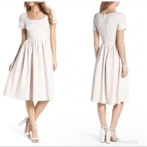 Gal Meets Glam Annie Scoop Neck Short Sleeve Crepe Fit & Flare Dress in Milk 14